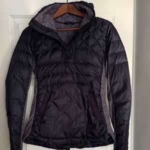 Lululemon Down for a Run Goose down purple puffer Pullover Jacket size 8